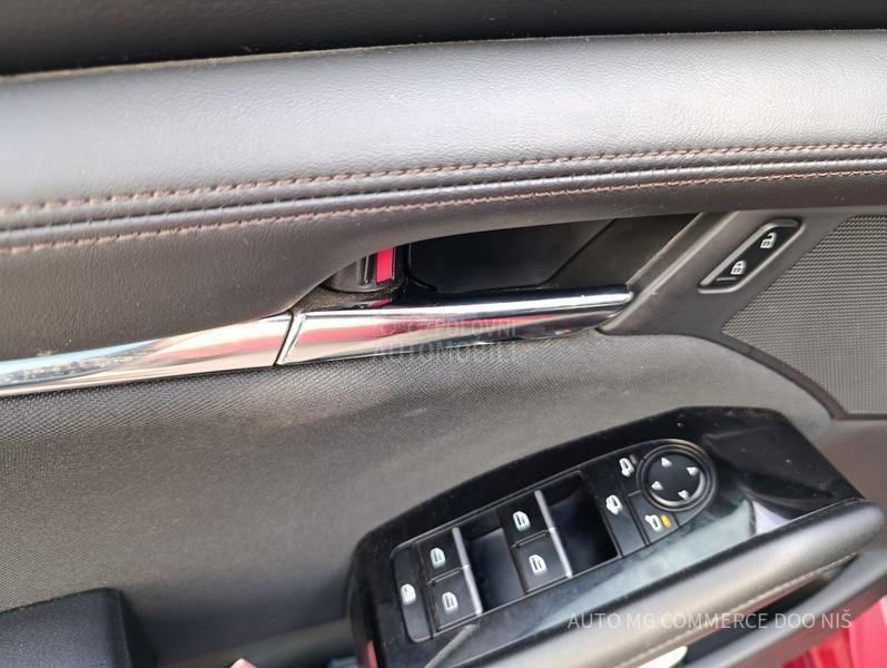 Mazda 3 G122 CENTRE LINE