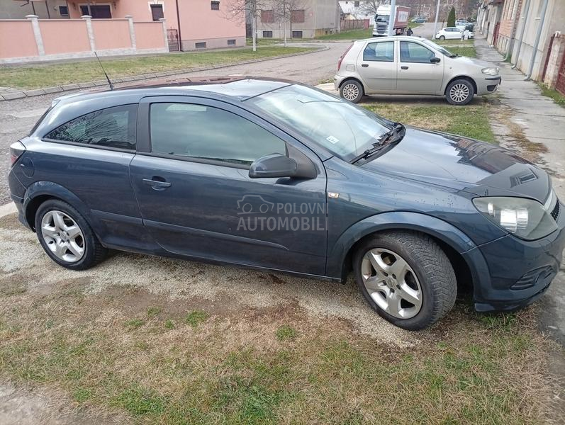 Opel Astra H GTC