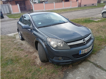 Opel Astra H GTC