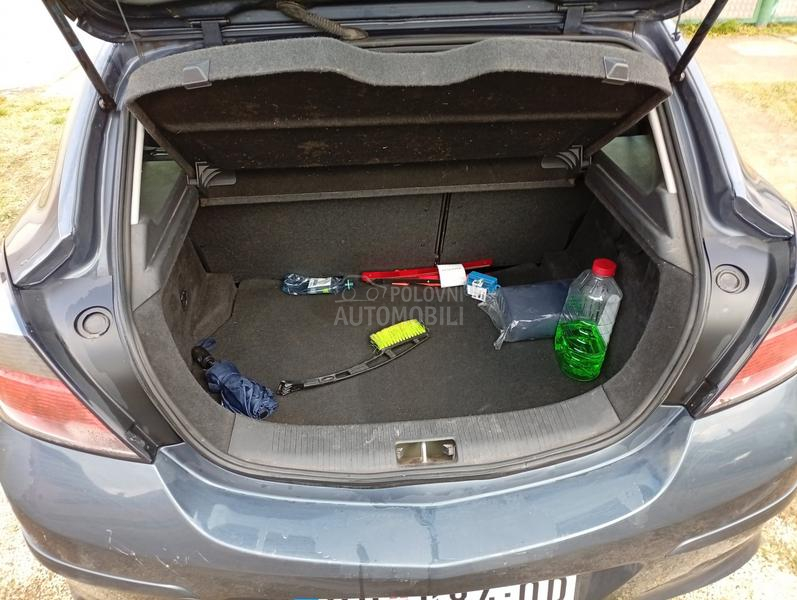 Opel Astra H GTC