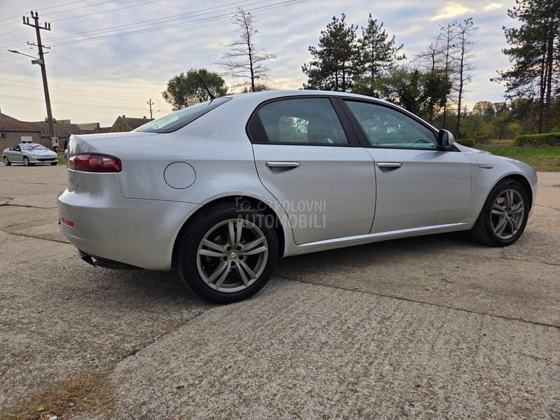 Alfa Romeo 159 