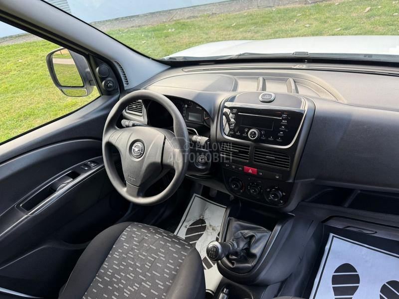 Opel Combo 1.3 cdti / M A X I /