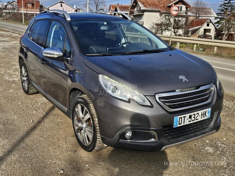 Peugeot 2008 1.2 PureTech