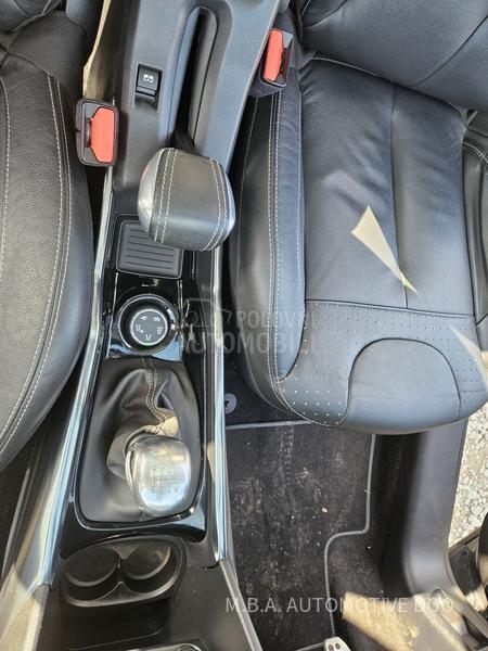 Peugeot 2008 1.2 PureTech