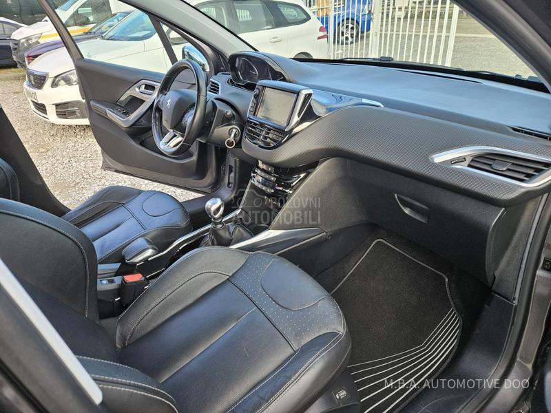 Peugeot 2008 1.2 PureTech