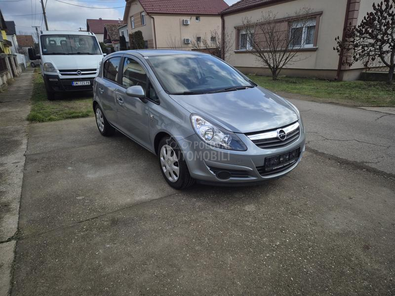 Opel Corsa D 