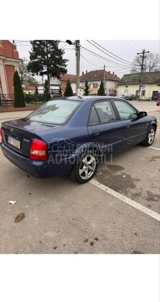 Mazda 323 