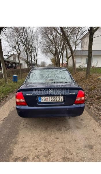 Mazda 323 