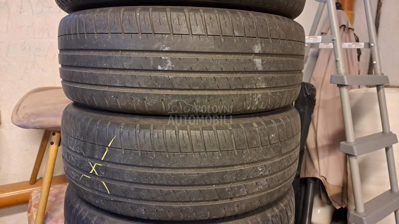 Michelin 215/45 R18 Letnja