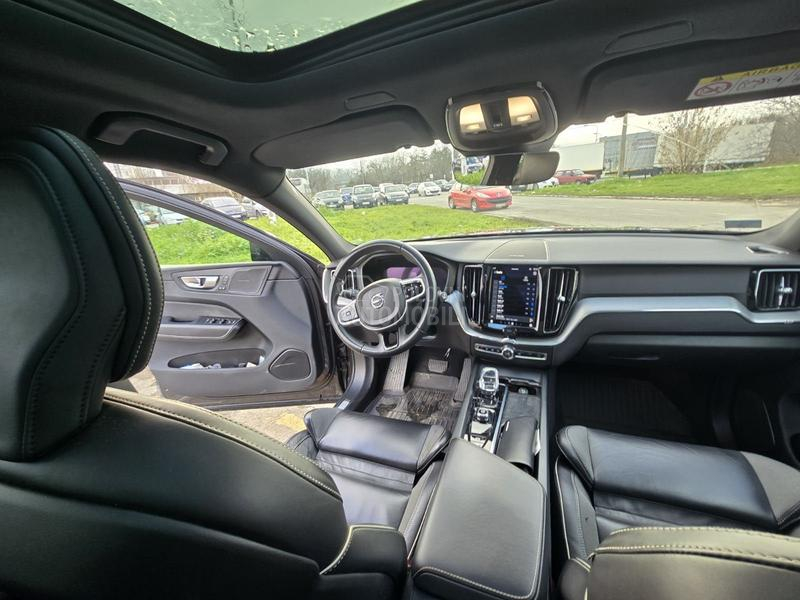 Volvo XC60 AWD B4 D plus dark