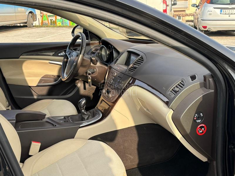 Opel Insignia 