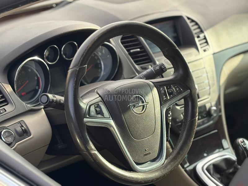 Opel Insignia 