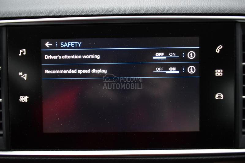 Peugeot 308 Active 1.2 MT