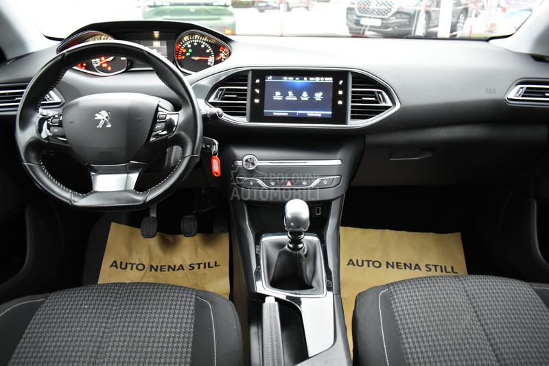 Peugeot 308 Active 1.2 MT