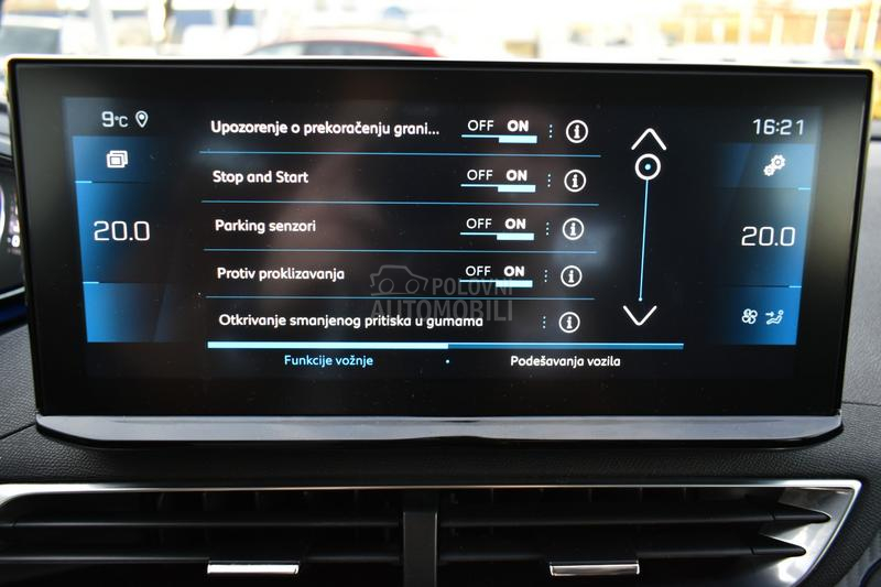 Peugeot 3008 1.2 Active AT