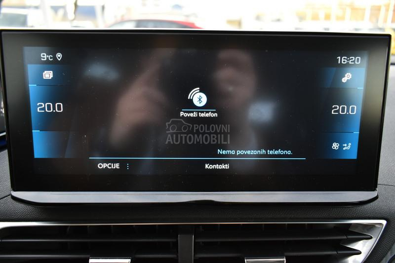 Peugeot 3008 1.2 Active AT