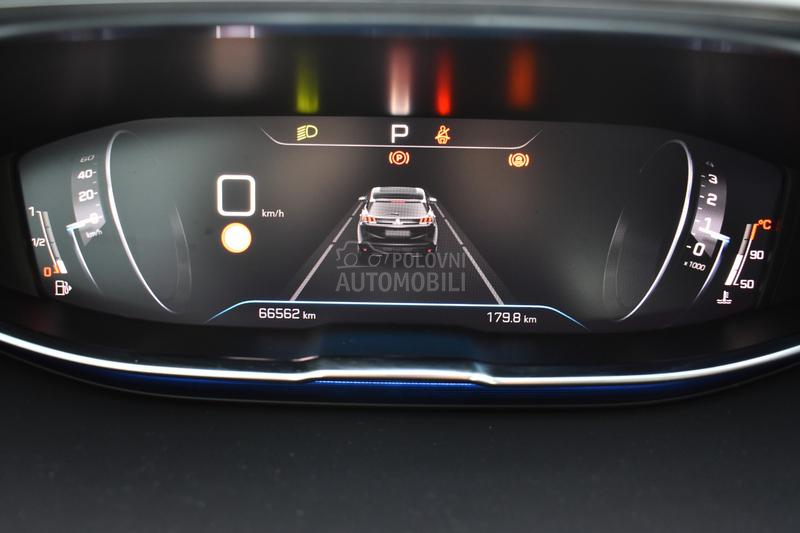 Peugeot 3008 1.2 Active AT