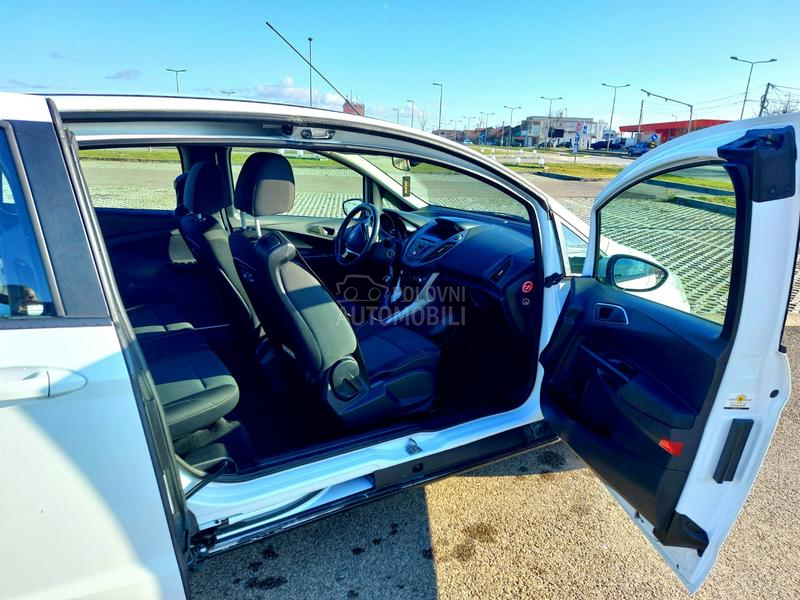 Ford B-Max Titanium CH