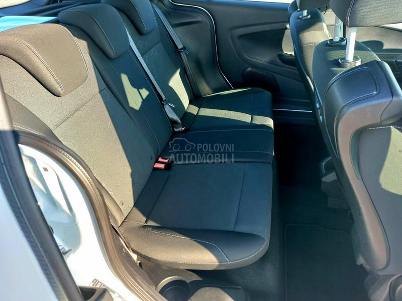 Ford B-Max Titanium CH