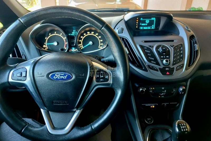 Ford B-Max Titanium CH