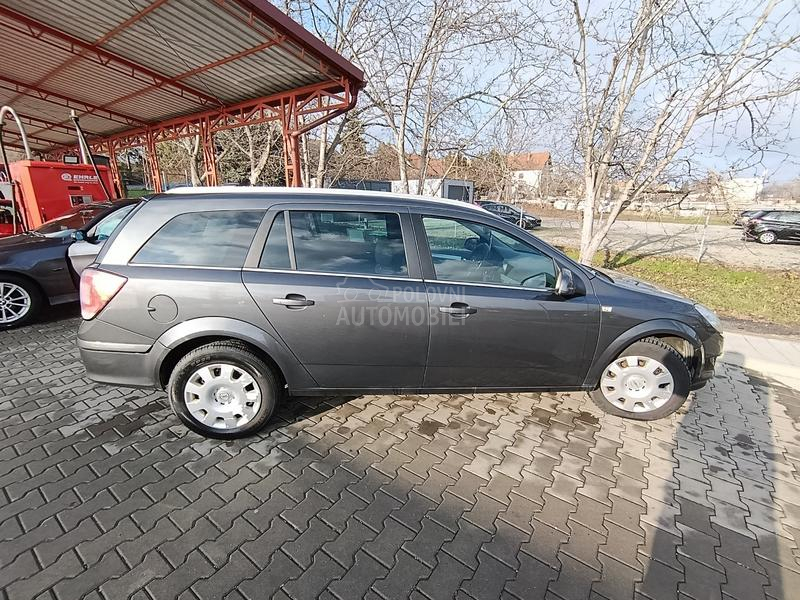 Opel Astra H 