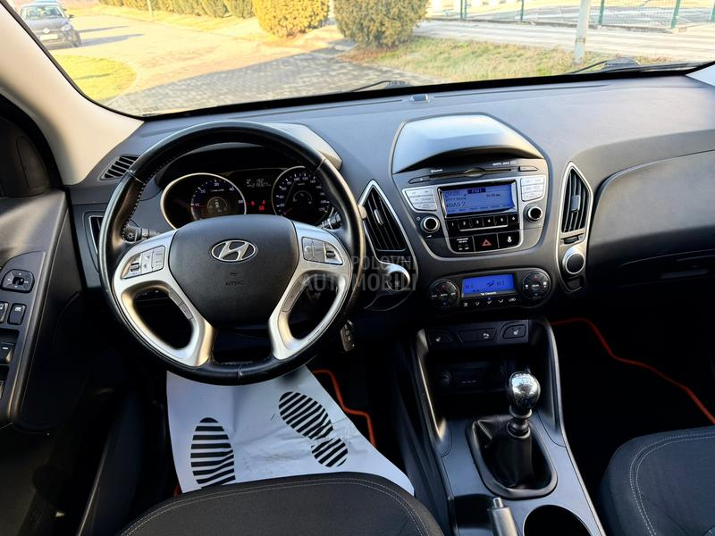 Hyundai ix35 2.0 CRDI /4x4/ CH