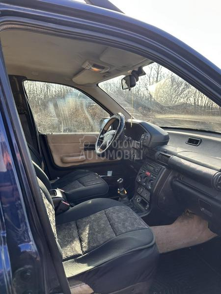 Land Rover Freelander 