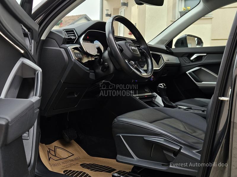 Audi Q3 2.0TDi/S LINE/SB