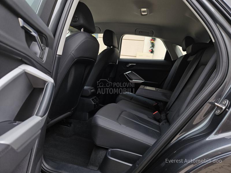 Audi Q3 2.0TDi/S LINE/SB