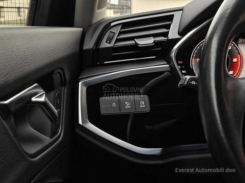 Audi Q3 2.0TDi/S LINE/SB