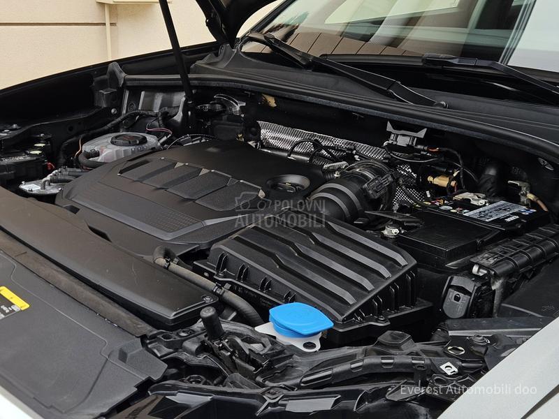 Audi Q3 2.0TDi/S LINE/SB