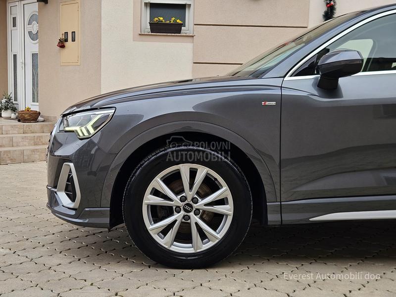 Audi Q3 2.0TDi/S LINE/SB