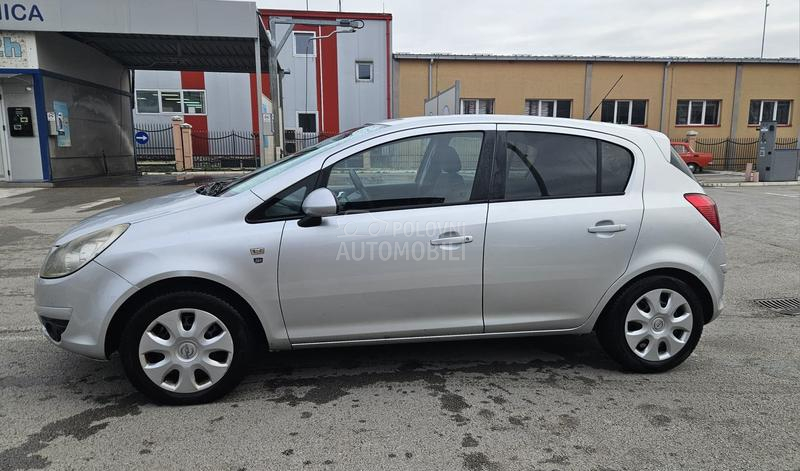 Opel Corsa D 1.3