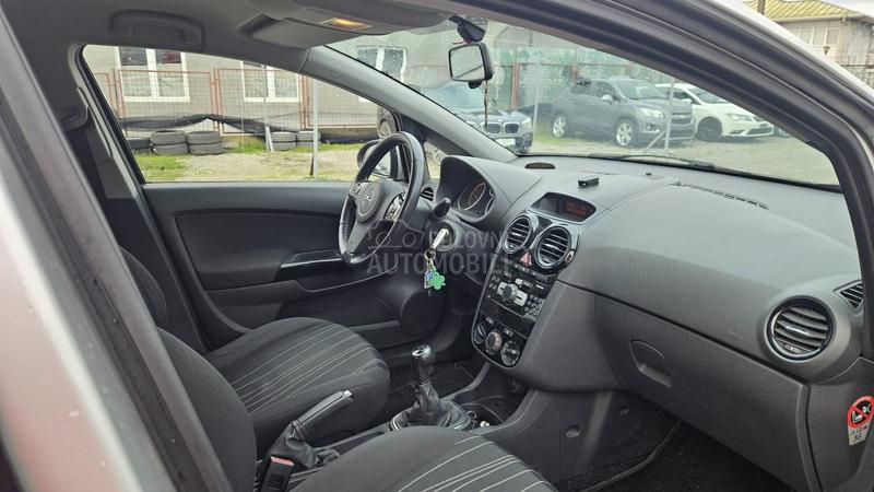 Opel Corsa D 1.3