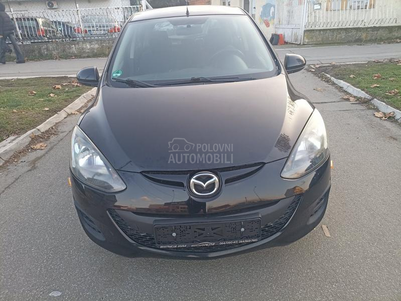 Mazda 2 