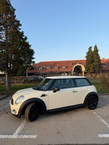MINI One 