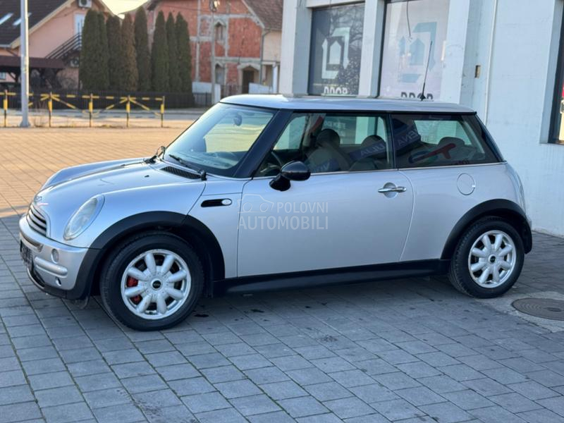 MINI One 1.4 D4D PANO