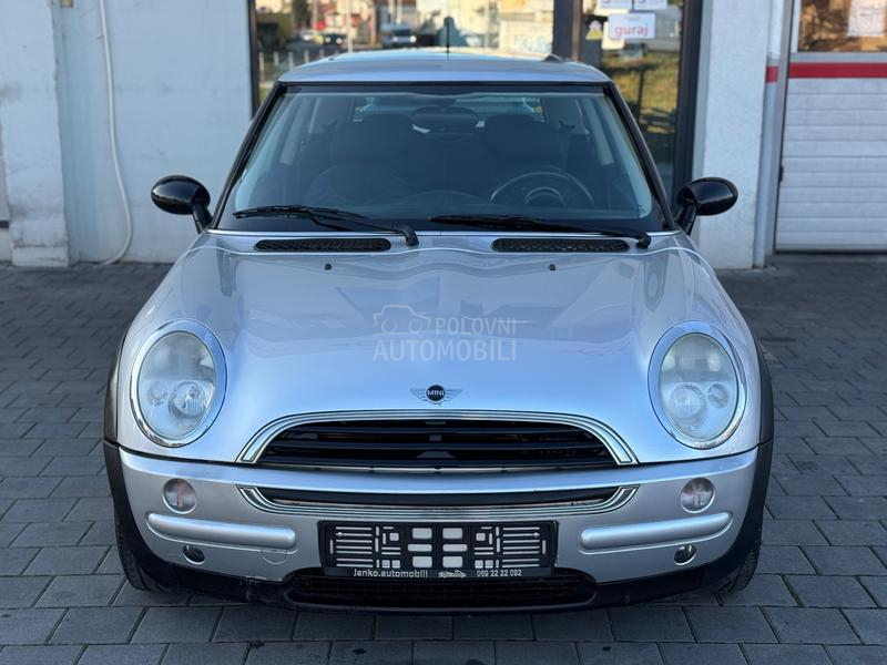 MINI One 1.4 D4D PANO