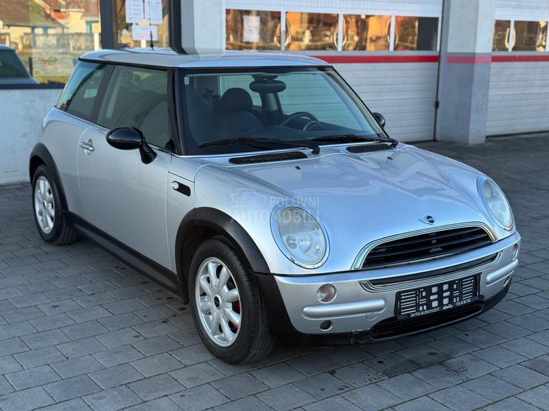 MINI One 1.4 D4D PANO