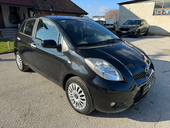 Toyota Yaris 1.0vvt-i N.O.V.A.A.A