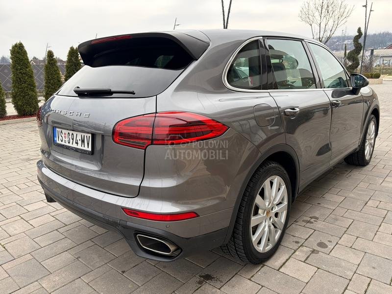 Porsche Cayenne 
