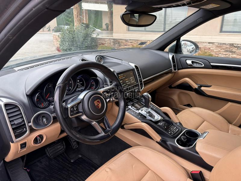 Porsche Cayenne 