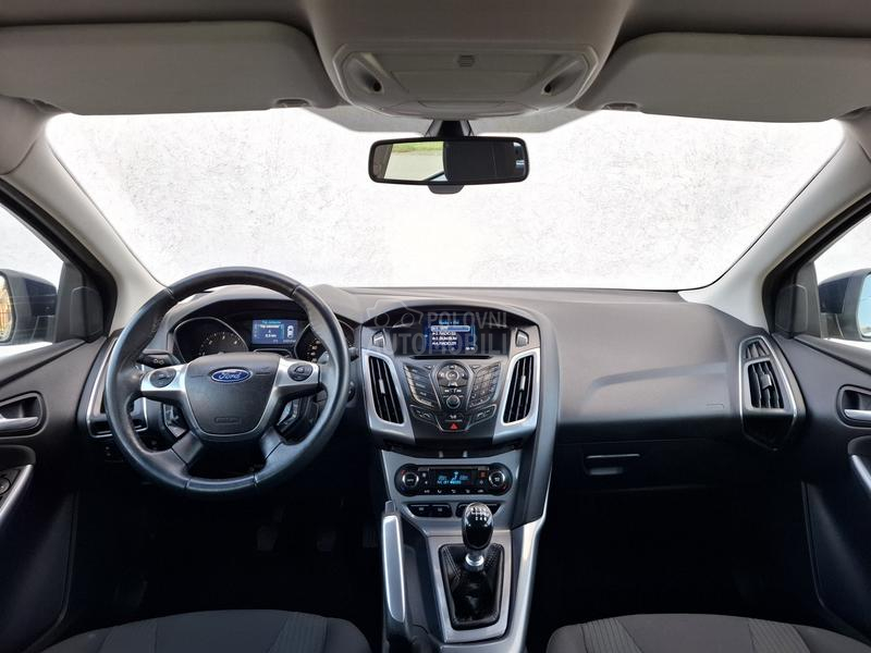 Ford Focus TITANIUM
