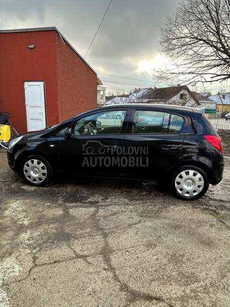 Opel Corsa D 1.4i