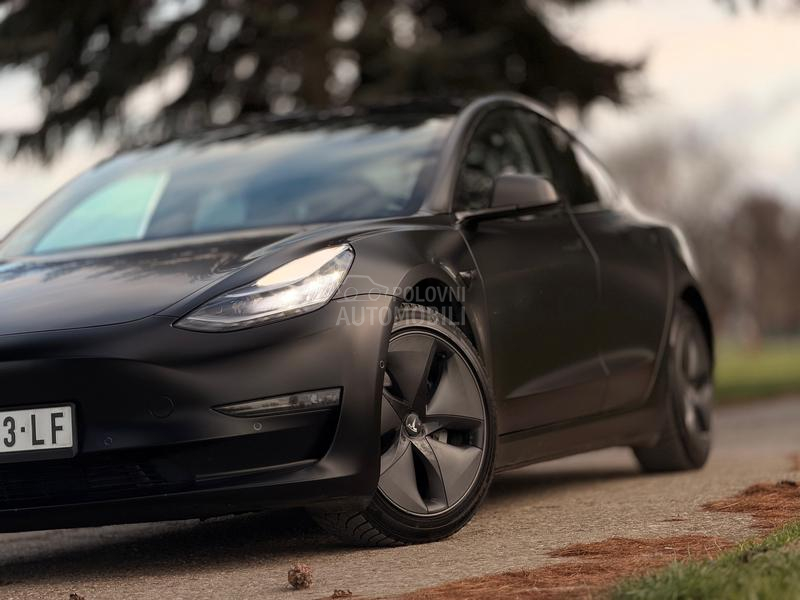 Tesla Model 3 E K S T R A