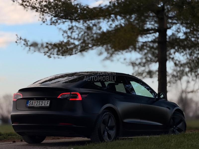 Tesla Model 3 E K S T R A