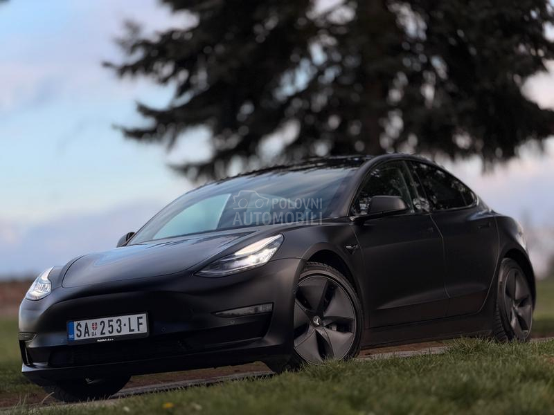 Tesla Model 3 E K S T R A
