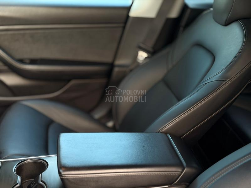 Tesla Model 3 E K S T R A