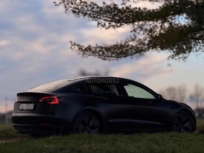 Tesla Model 3 E K S T R A