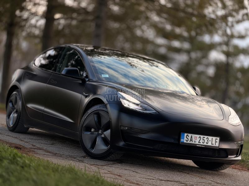 Tesla Model 3 E K S T R A